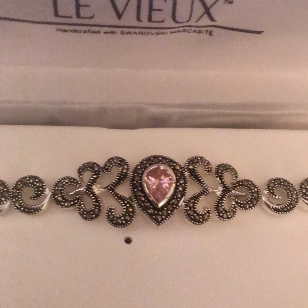 NWT Swarovski Crystal bracelet